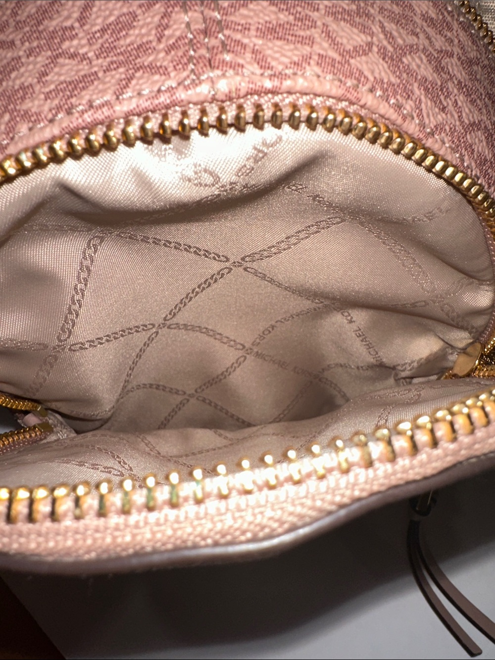 Michael Kors Mini Backpack Pink Vanilla Color Block Rhea Mini - Picture 13 of 15